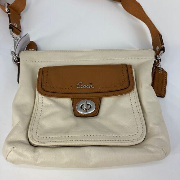 COACH F45012 WHTIE, BROWN SMALL LEATHER CROSSBODY BAG ASIS - Picture 3 of 15